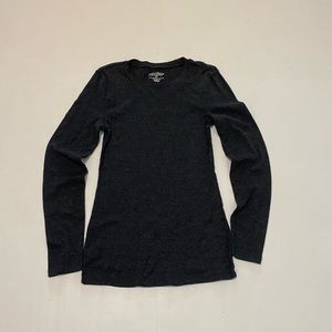 ⭐️ Perfect Old Navy! long sleeve gray shirt. Size S/P🍁